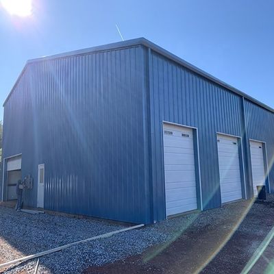 Low cost China Factory Customized Prefabricated Metal Building Kits Workshop Soldadura Estruturas de aço Armazém Edifício