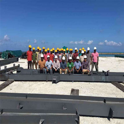 Construção pré-fabricada de estruturas de aço