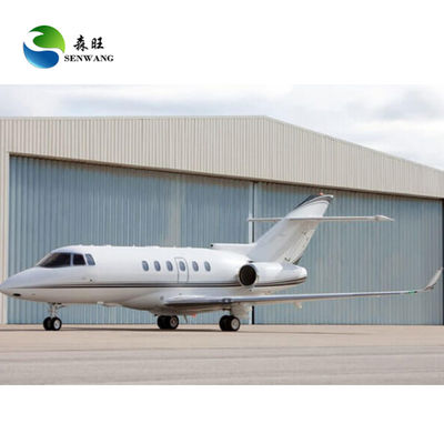 Hangar de aeronave pré-fabricado com telhado de aço ondulado e design personalizado para uma estrutura de estacionamento de avião ideal