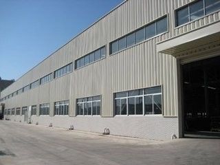 Oficina de Engenharia de Aço Leve com Coluna Quadrada Soldada e Telhado de Aço Corrugado