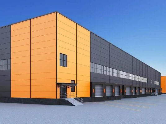 Construções estruturais de aço à prova de vento Orientação do engenheiro de instalação no local Colunas de aço H soldadas para hangares de aço