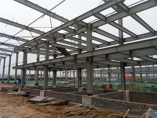 Edifícios pré-fabricados de armazém Estrutura de aço galvanizado de grande comprimento resistente a intempéries grau Q235B