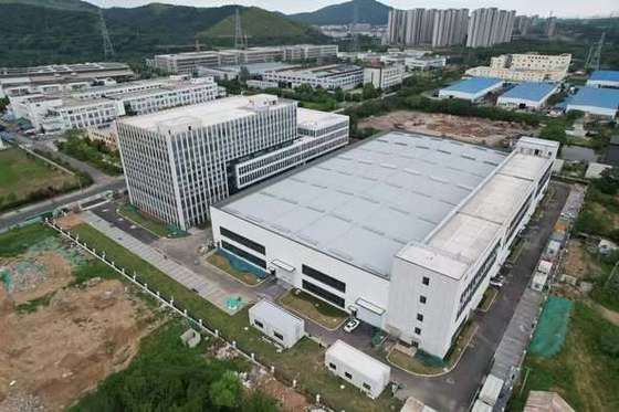 Instalação rápida de edifícios de aço, armazenamento de estruturas de aço certificado ISO 9001 para construção rápida