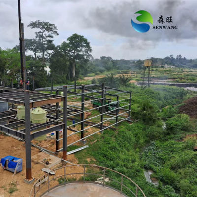 Armazém de aço pré-fabricado com coluna de aço personalizável, claraboia de plásticos reforçados com fibra de vidro e design CAD