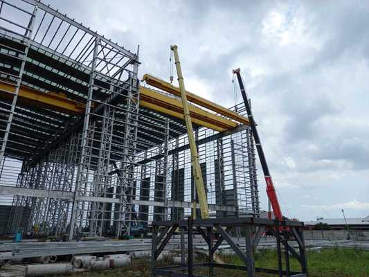 Oficina de estruturas de aço de 9 pontos sísmicos com estrutura principal de aço leve Q355 e curto período de construção