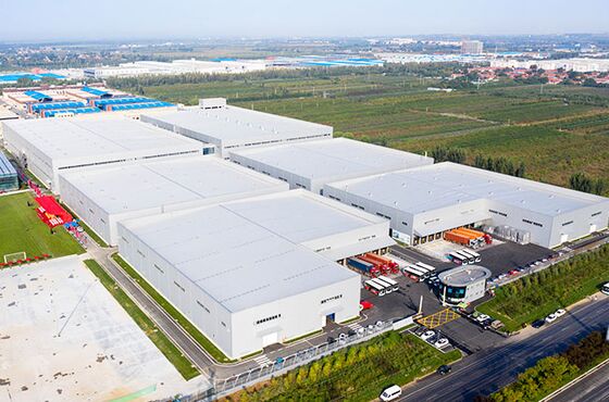 Estrutura de aço leve Estrutura de aço leve personalizável de grande vão, ideal para construção modular e projetos de expansão